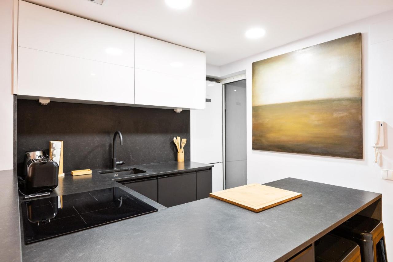 Stay U-Nique Apartments Radas II Barcelona Zewnętrze zdjęcie